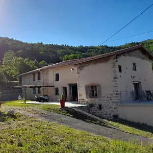 maison-de-nant.hotels-rhonealpes.com/