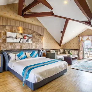 3* Hotel Royal Empire Boutique